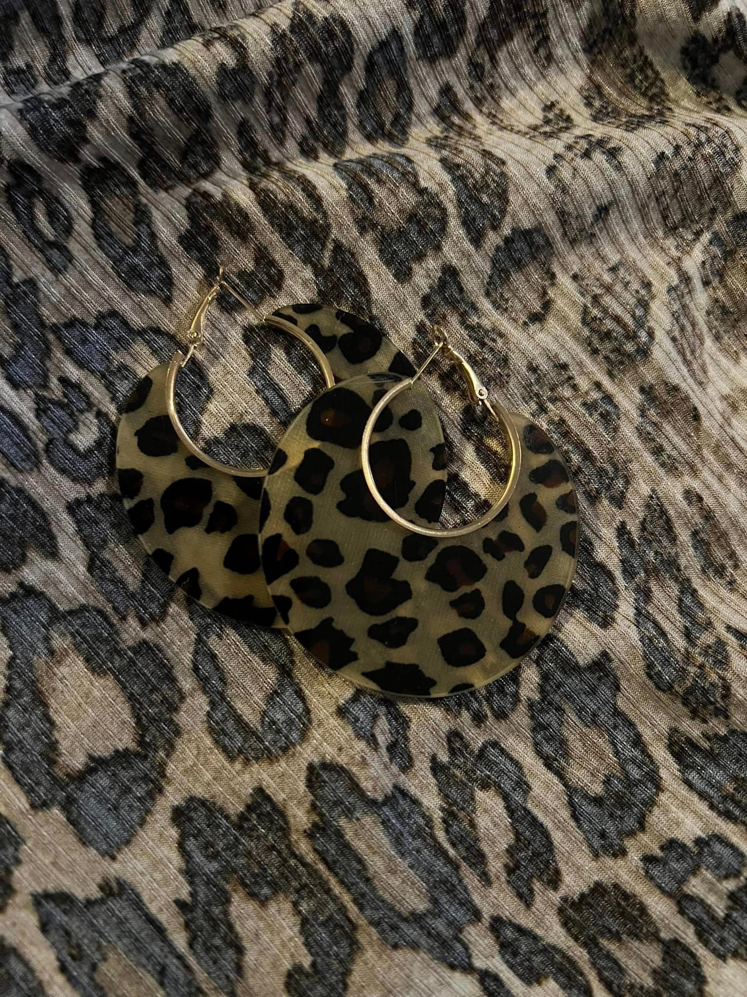 Leopard Disc Hoops - Gold/Black