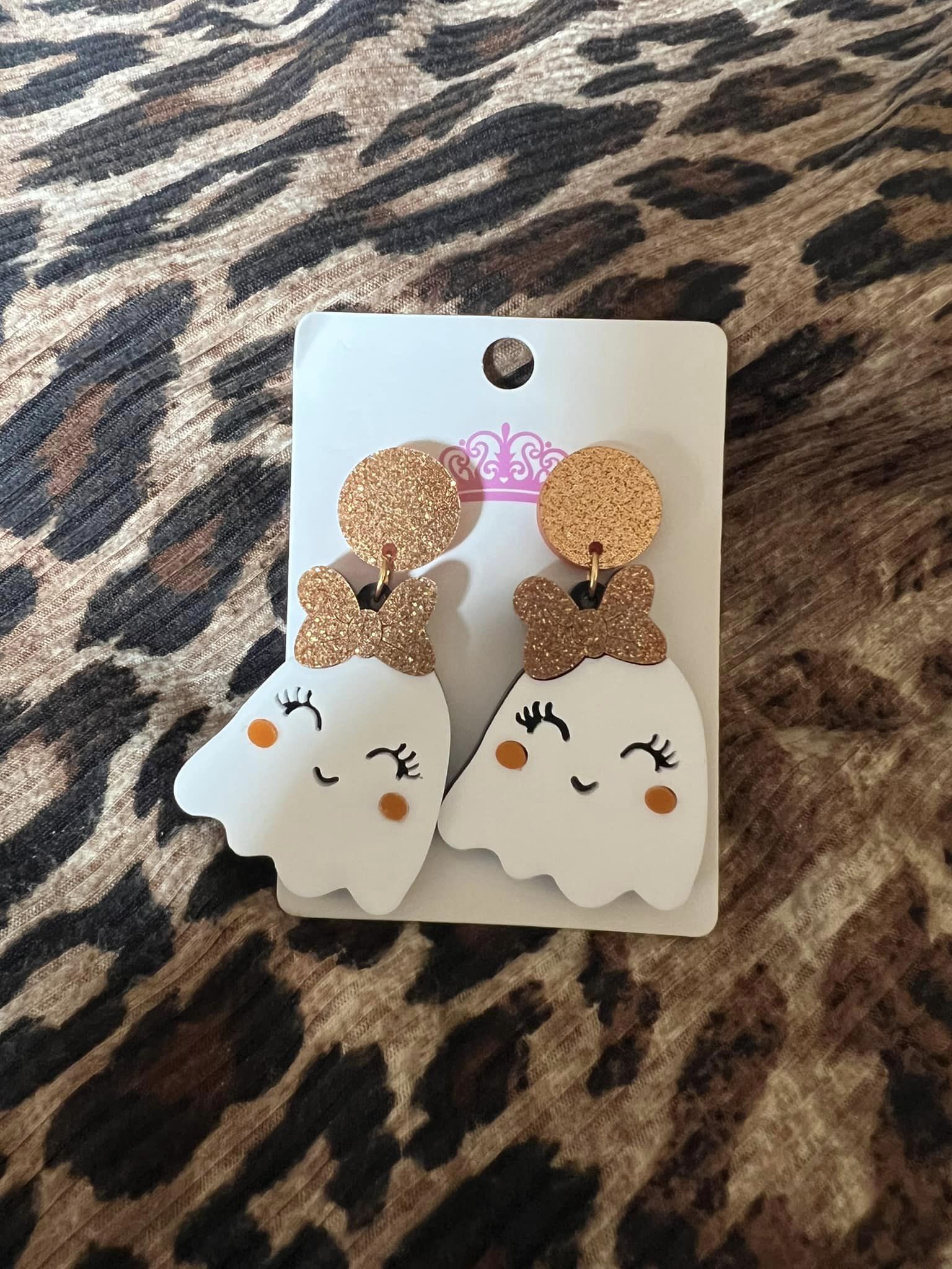 Ghostie Dangles